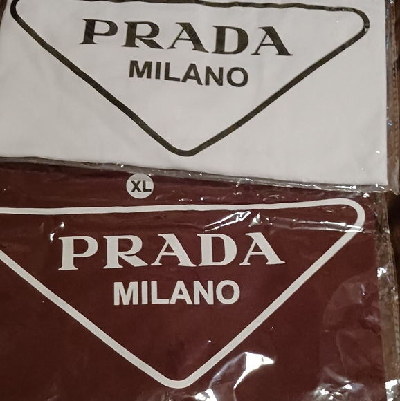 T-shirts - Picture 6 of 8